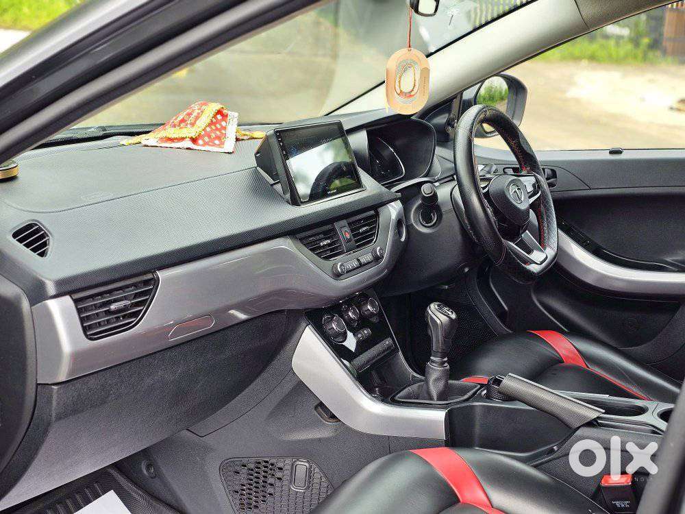 Tata Nexon 1.2 Revotron Xm (s), 2023, Petrol