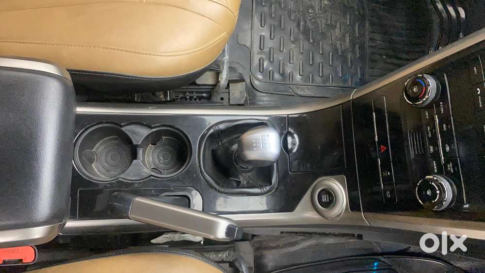 Mahindra Xuv500 W7, 2019, Diesel