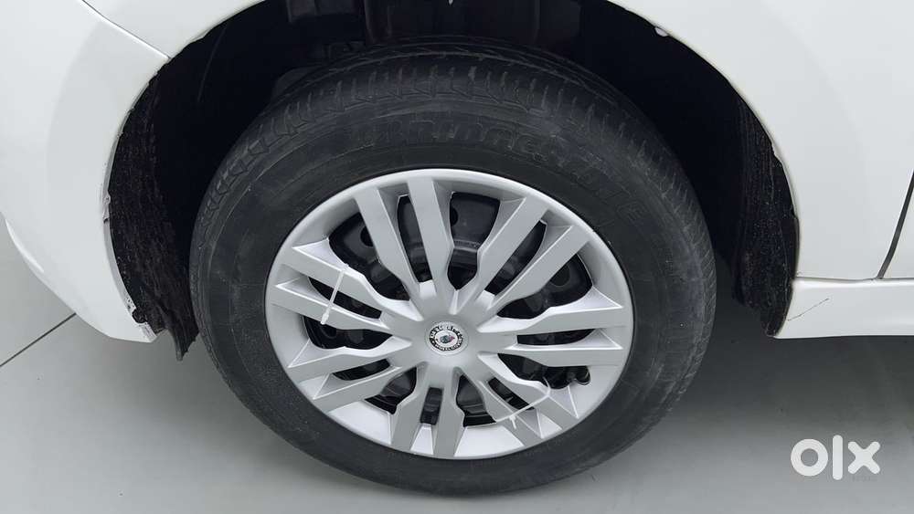 Tata Tiago 1.2 Revotron Xt, 2017, Petrol