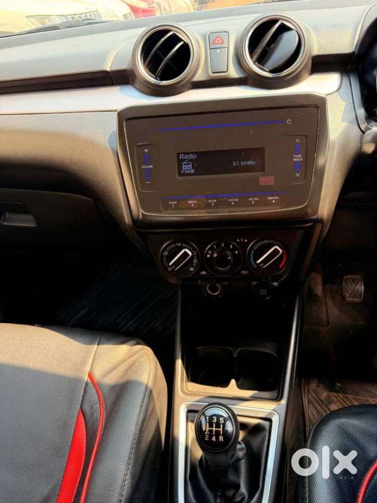 Maruti Suzuki Swift Vxi + Manual, 2022, Petrol