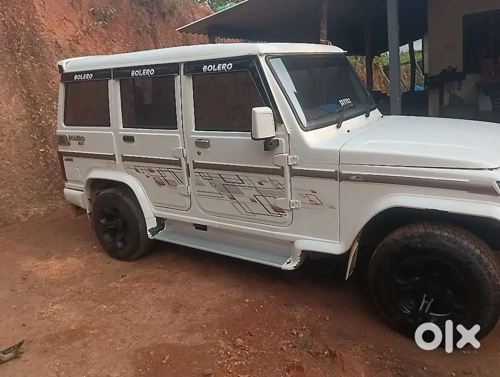 Mahindra Bolero 2012