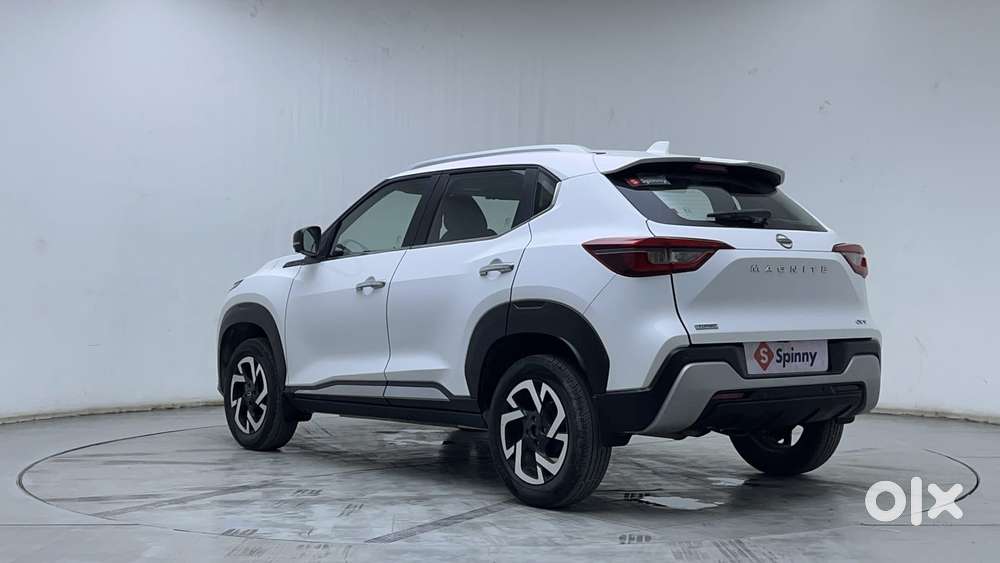 Nissan Magnite 1.0 Xv Premium Turbo Cvt, 2023, Petrol