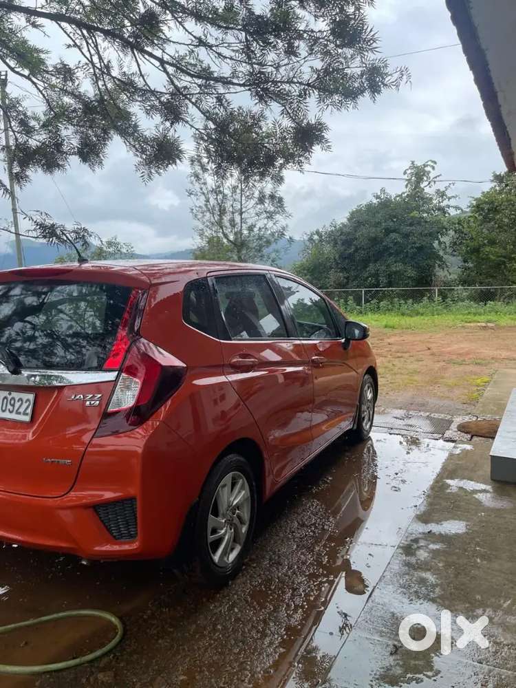 Honda Jazz 2016 Petrol Well Maintained