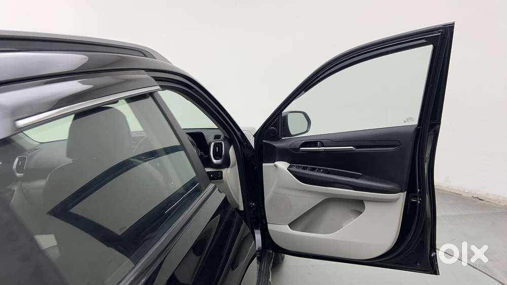 Kia Sonet Aurochs Edition 1.0 Petrol 7dct, 2023, Petrol