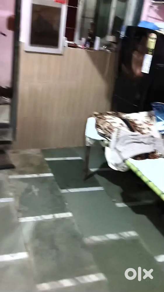 Room for Sale, 200 Sq Ft, Santosh Bhavan, 10 Min by Auto to Station