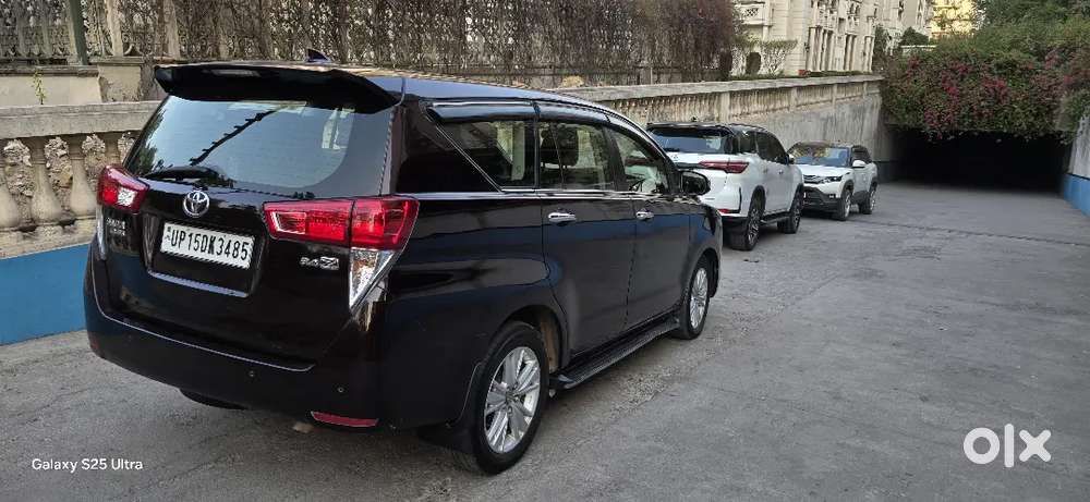 2021 Model Innova Crysta
 Z Automatic 
Single Owner 
Like A Brand New