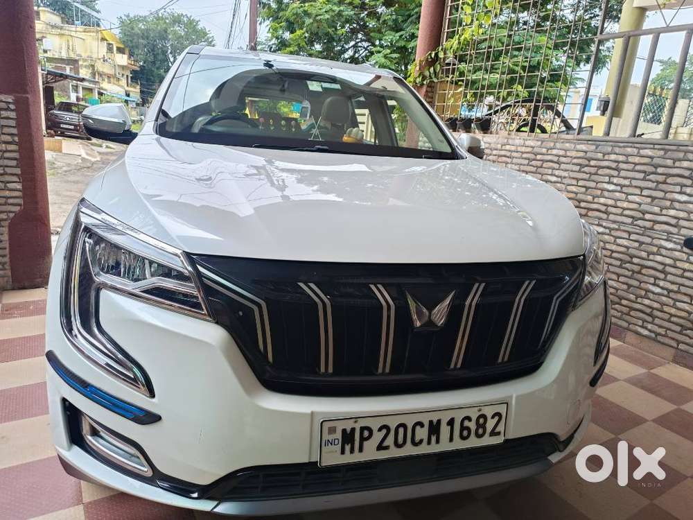 Mahindra Xuv700 Ax7 2022
