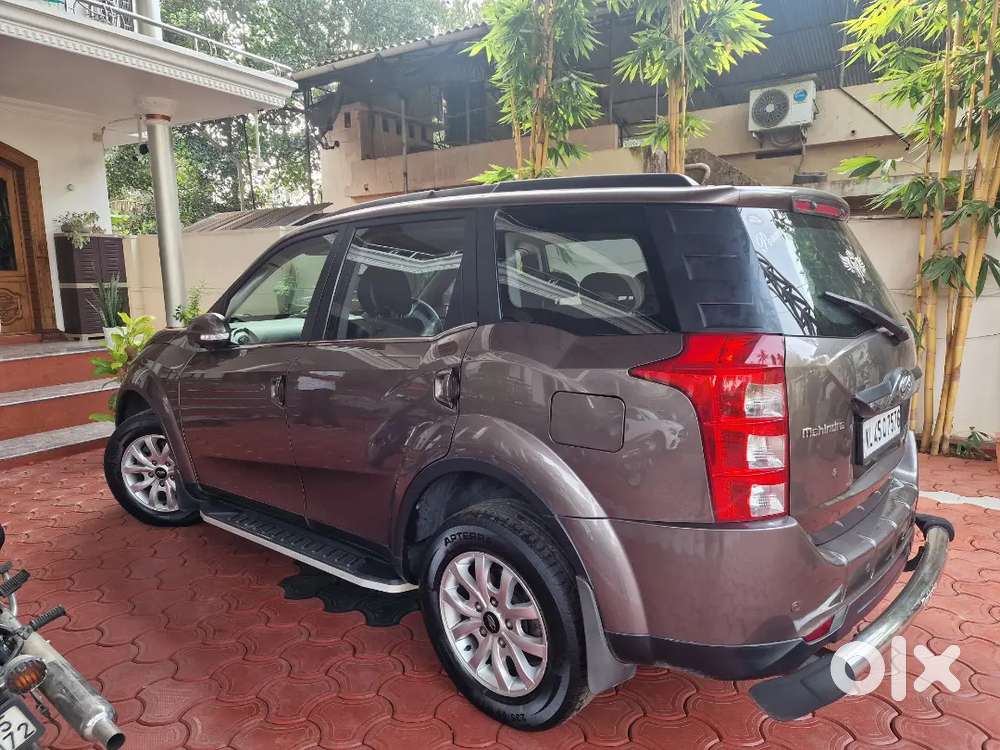 Mahindra Xuv500 2018 Diesel 143100 Km Driven