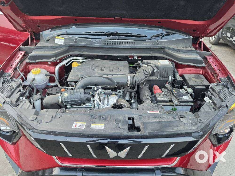 Mahindra Xuv 3xo Ax5l Pg Mt, 2025, Diesel