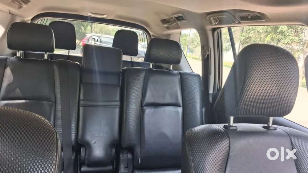 Toyota Land Cruiser Prado Vx L, 2011, Diesel