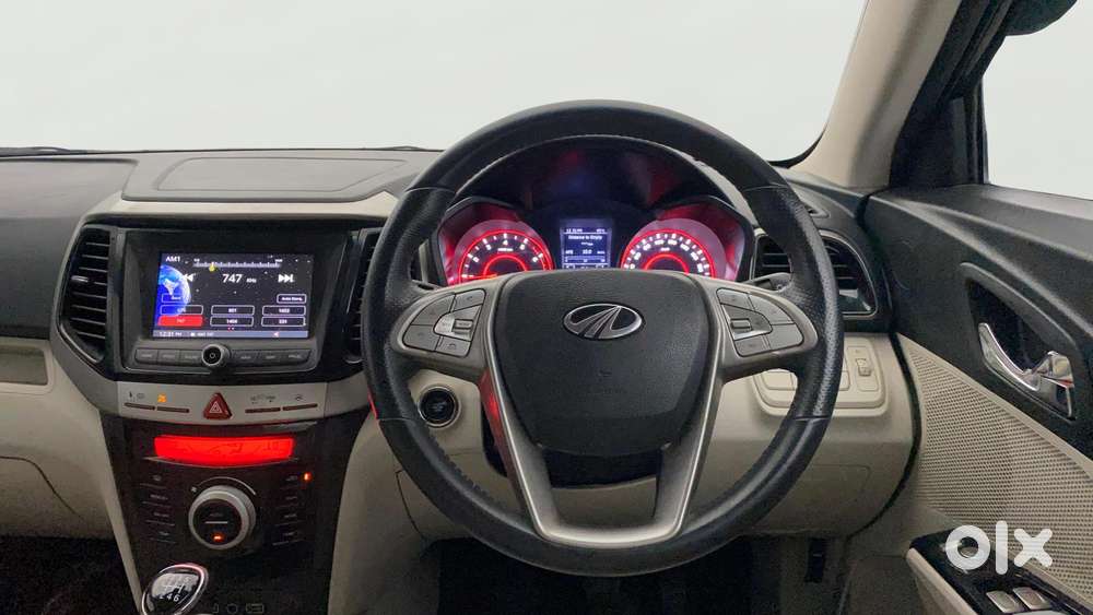 Mahindra Xuv300 W8, 2022, Petrol