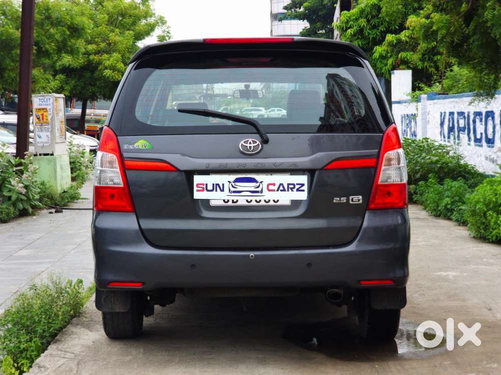 Toyota Innova 2.5 G (diesel) 8 Seater, 2015, Diesel
