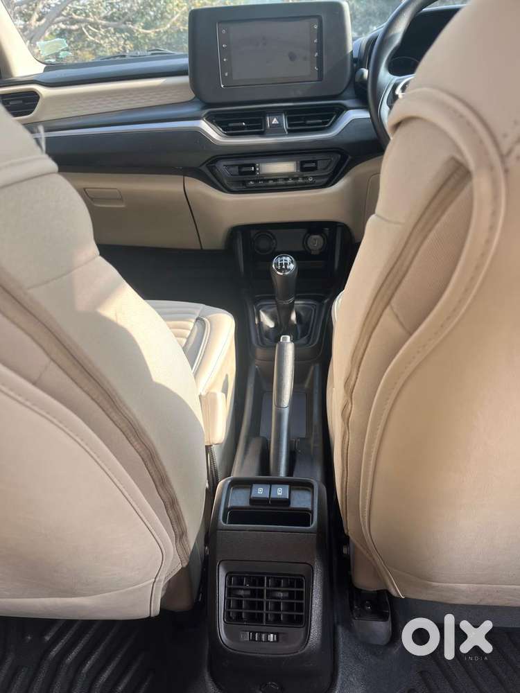 Maruti Suzuki Dzire 1.2 Vxi Cng, 2024, Cng & Hybrids