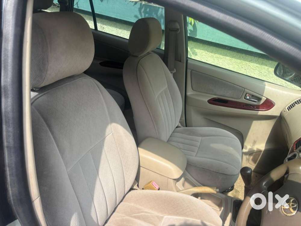 Toyota Innova 2.5 V 7 Str, 2005, Diesel