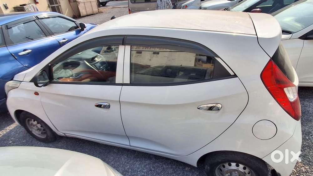 Hyundai Eon Petrol 2017 With Driver&rsquo;s Airbag