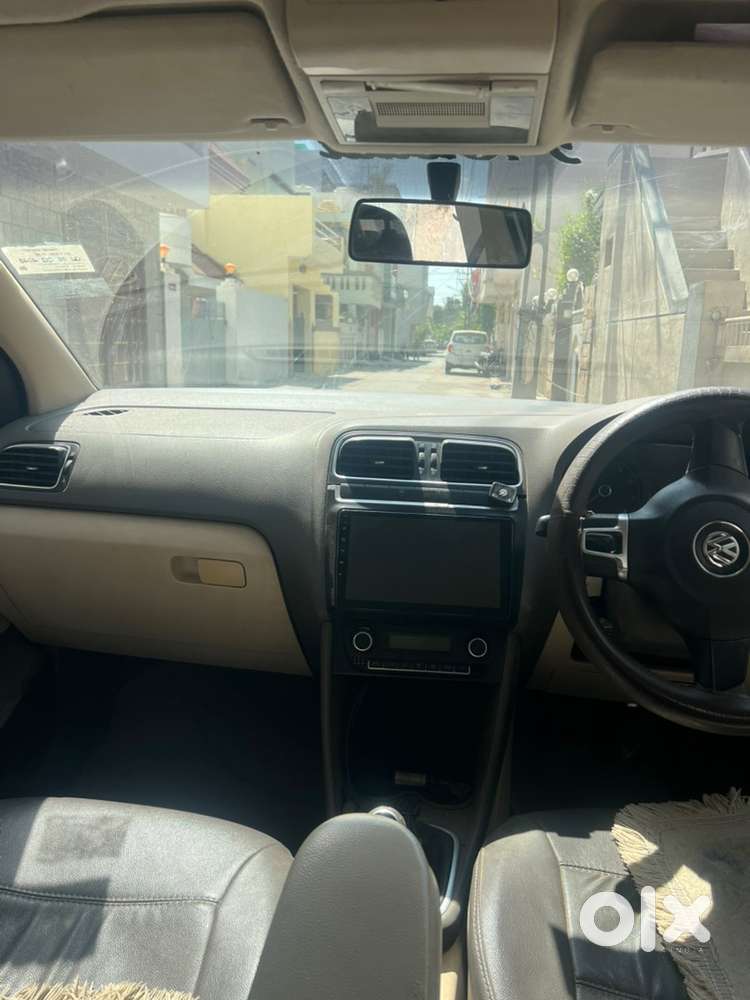 Volkswagen Vento 2011 Petrol