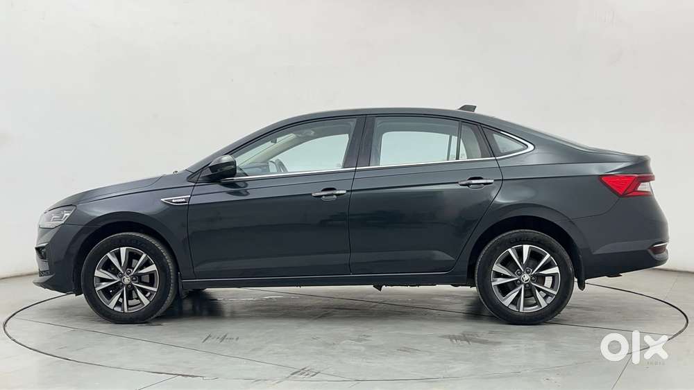 Skoda Slavia Style 1.0l Tsi At, 2023, Petrol