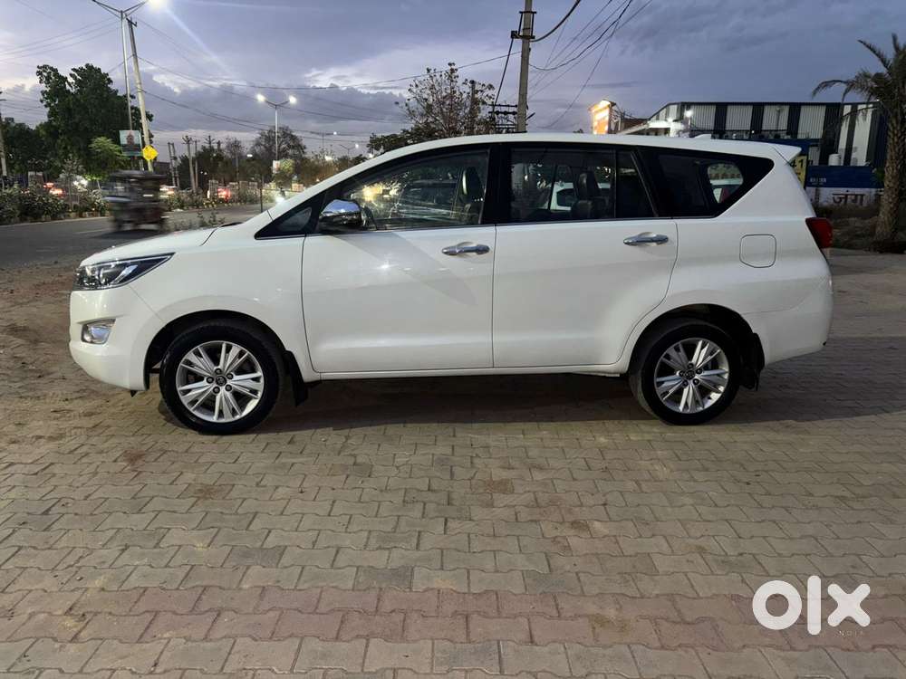 Toyota Innova Crysta 2.4 Z 7 Str, 2018, Diesel