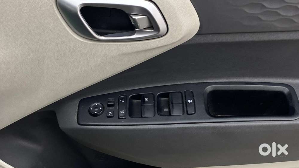 Hyundai Aura Sx Plus Automatic, 2020, Petrol