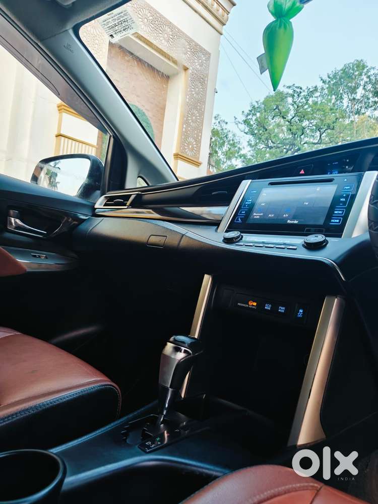 Toyota Innova Crysta 2.8z Automatic, 2018, Diesel