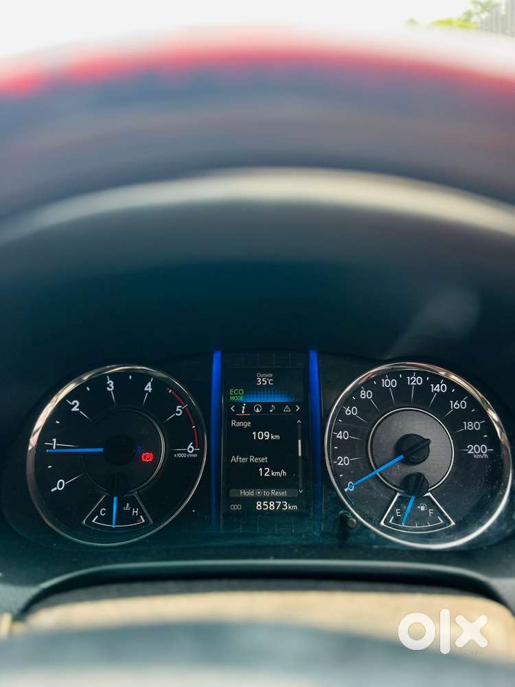 Toyota Fortuner 4x4 Manual Limited Edition, 2019, Diesel