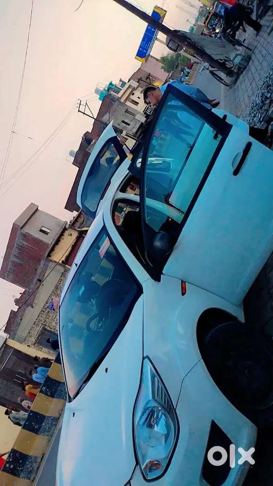 Ford Figo Diesel Zxi 2013