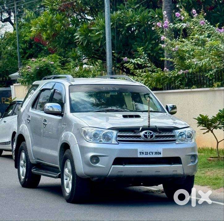 Toyota Fortuner 3.0 4x4 Manual, 2011, Diesel