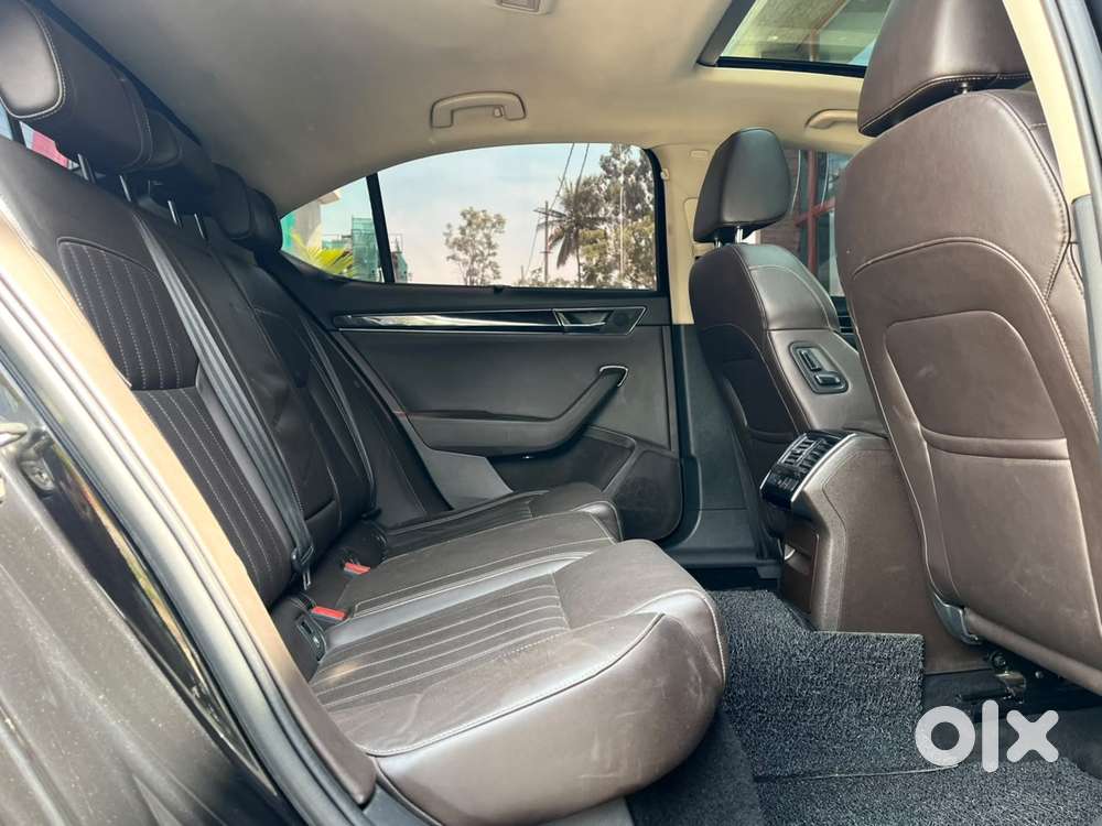 Skoda Superb 2.0 Tsi At L&k, 2021, Petrol