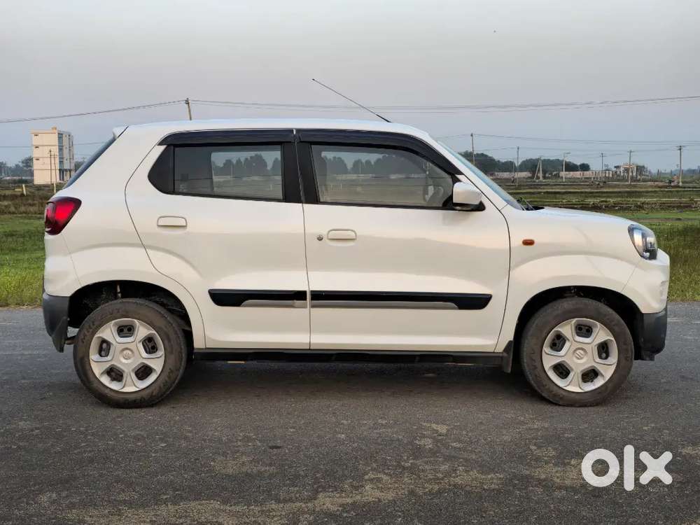Maruti Suzuki S-presso 2023 Petrol 33720 Km Driven