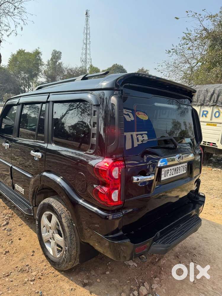 Mahindra Diesel 2021 Car