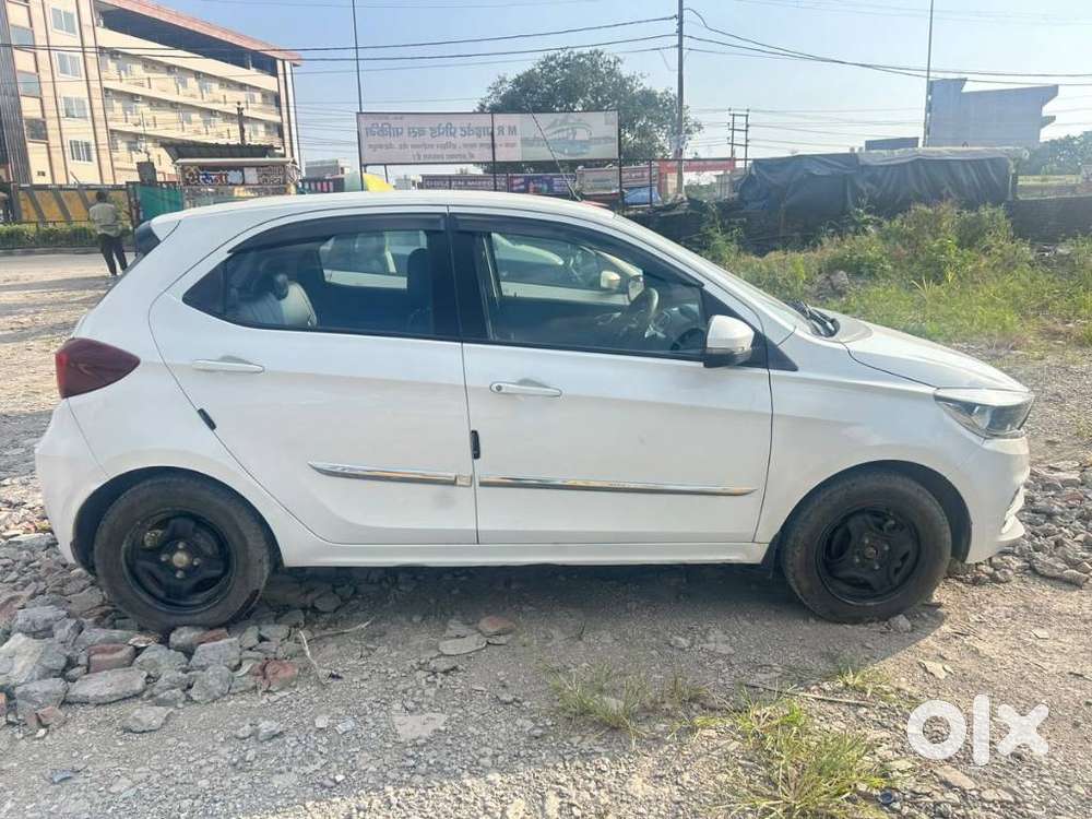 Tata Tiago 1.2 Revotron Xz (o), 2020, Petrol