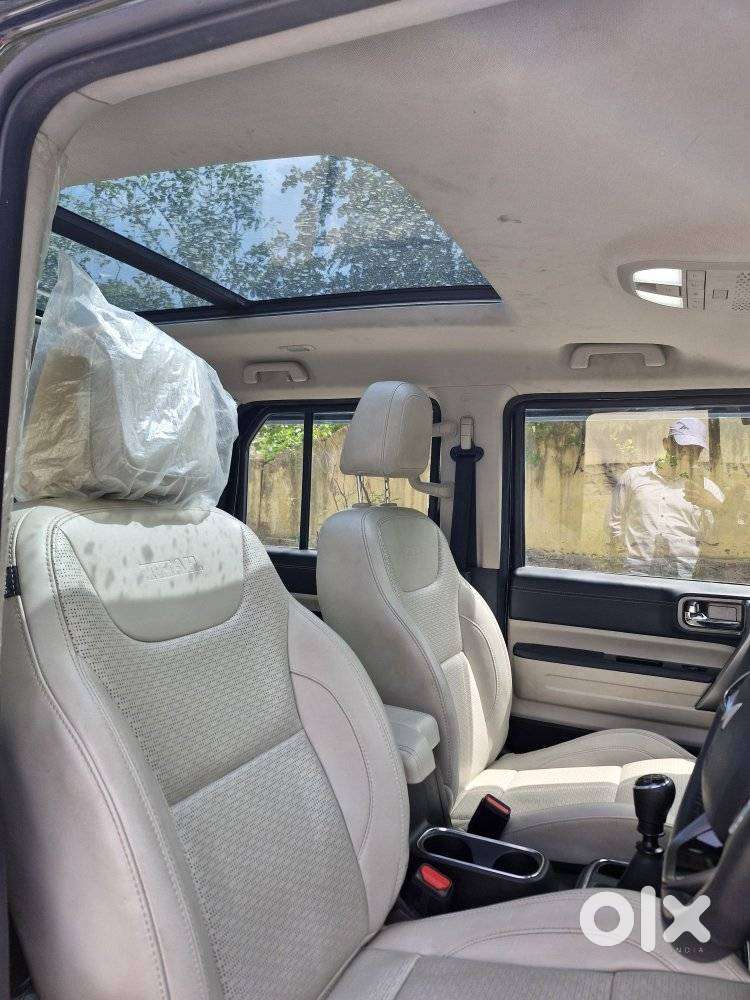 Mahindra Thar Roxx Ax7l Rwd Diesel, 2026, Diesel