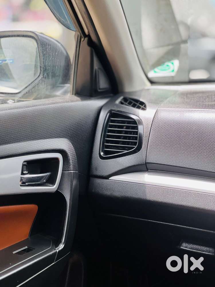 Maruti Suzuki Vitara Brezza 1.5 Zxi Plus At, 2020, Petrol