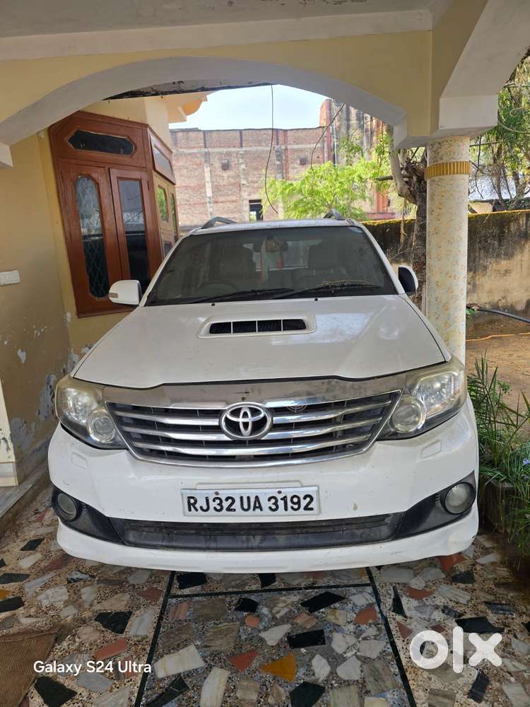 Toyota Fortuner, 2012, Diesel