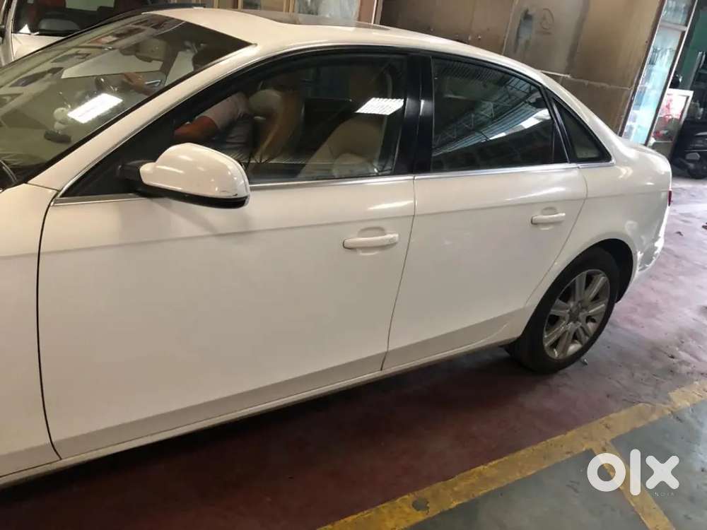 Audi A4 2011 Diesel 130000 Km Driven