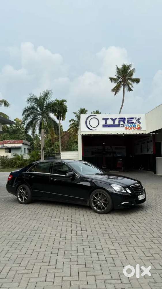 Mercedes-benz E-class 350 Petrol 2010