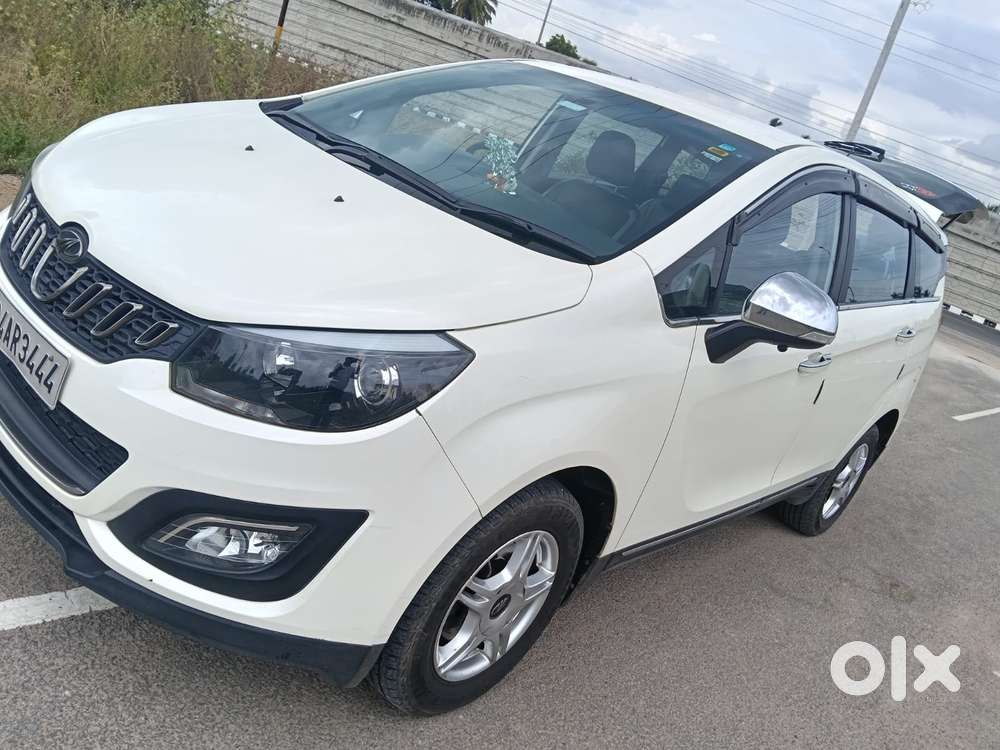 Mahindra Marazzo M6, 2019, Diesel
