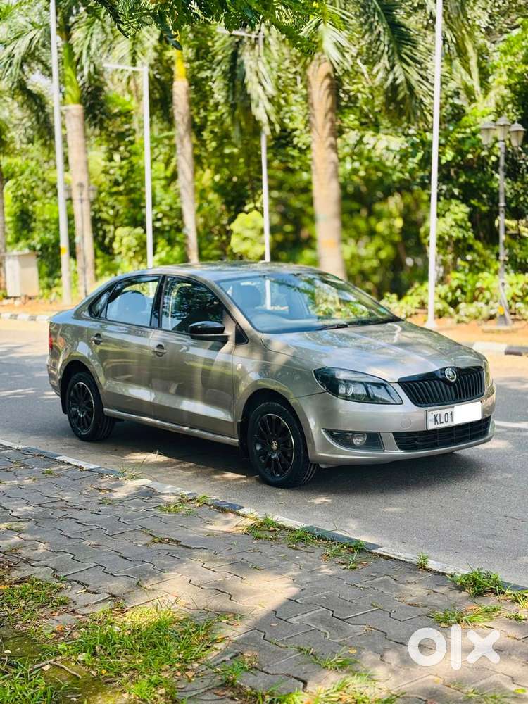 Skoda Rapid 1.6 Elegance Plus Mpi At, 2015, Diesel