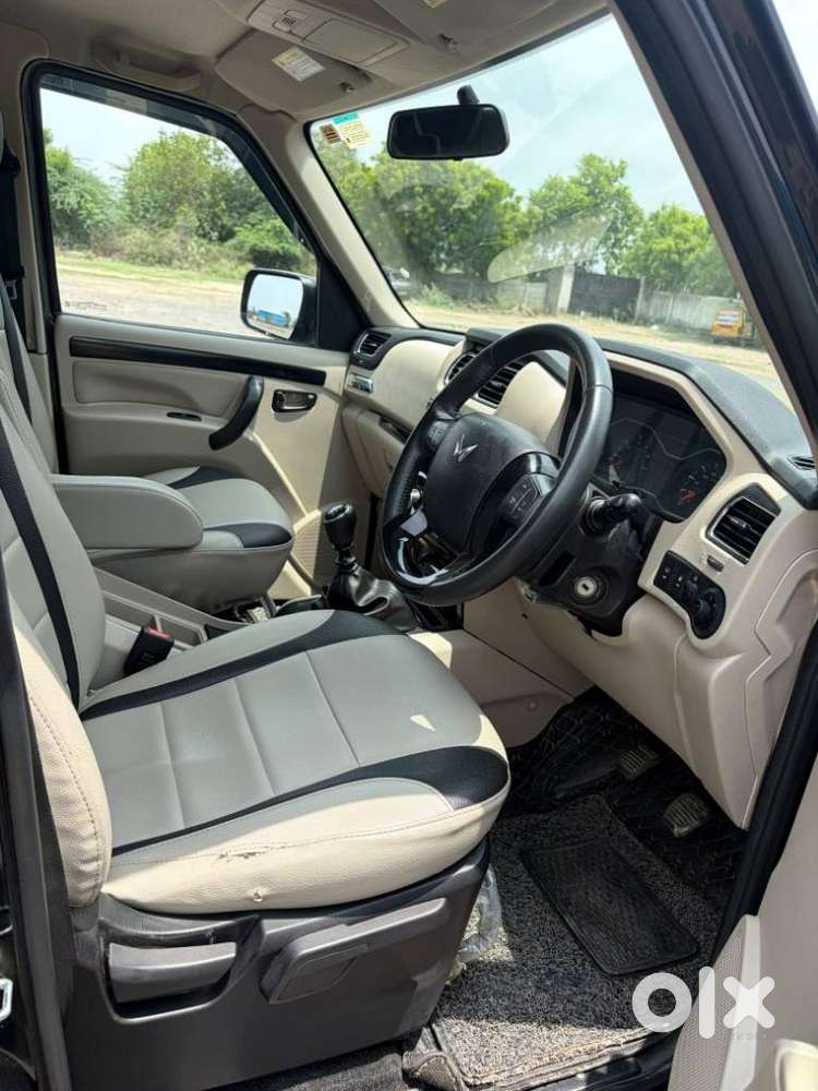 Mahindra Scorpio Classic 2.2 S 11 Mt 7 Cc, 2023, Diesel