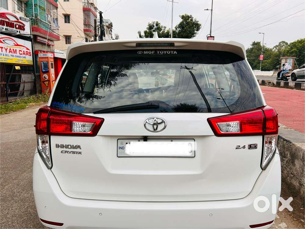 Toyota Innova Crysta 2.4 G Plus Mt 7 Str, 2021, Diesel