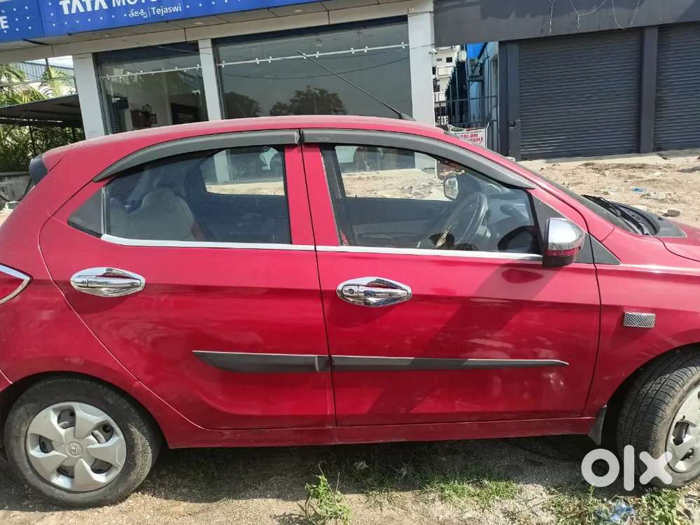 Tata Tiago Xt Petrol 2017