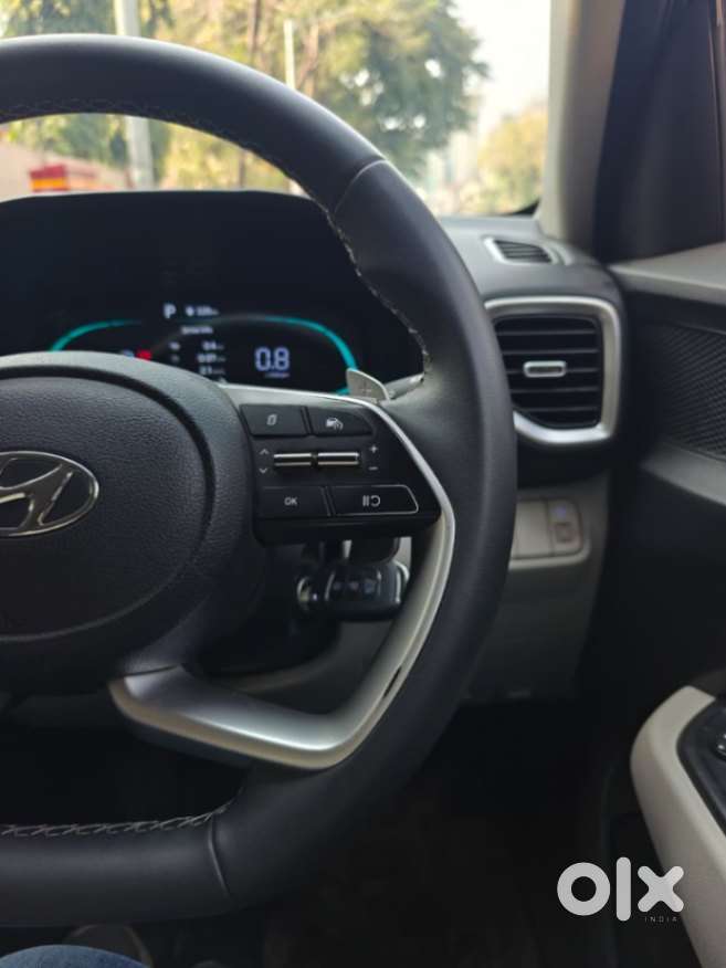 Hyundai Venue 1.0 S (o) Turbo Dct, 2025, Petrol