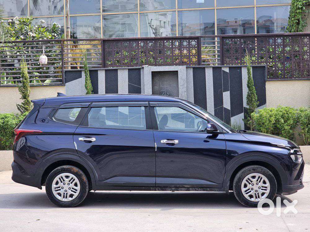 Kia Carens G 1.5 6mt Premium (o) 7-seater, 2024, Petrol