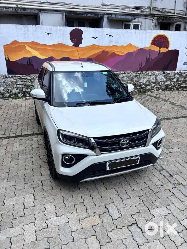 Toyota Urban Cruiser 2022 Petrol Well Maintained