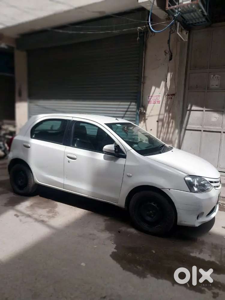Toyota Etios Liva 2011