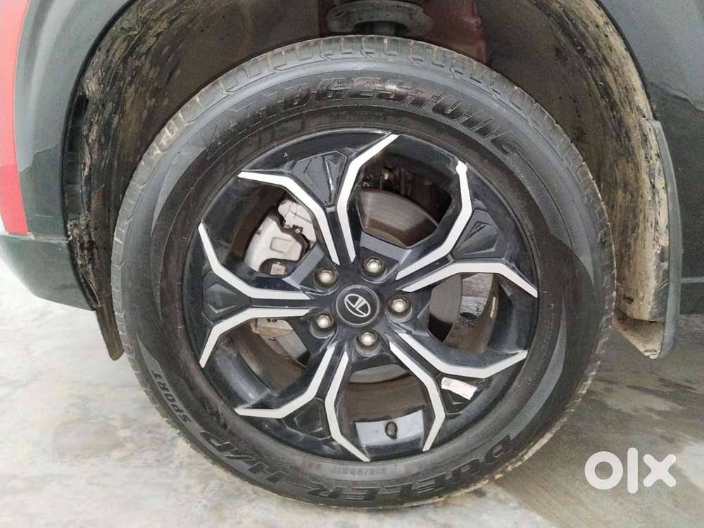Tata Curvv Creative 1.2 Revotron Petrol 6mt, 2024, Petrol