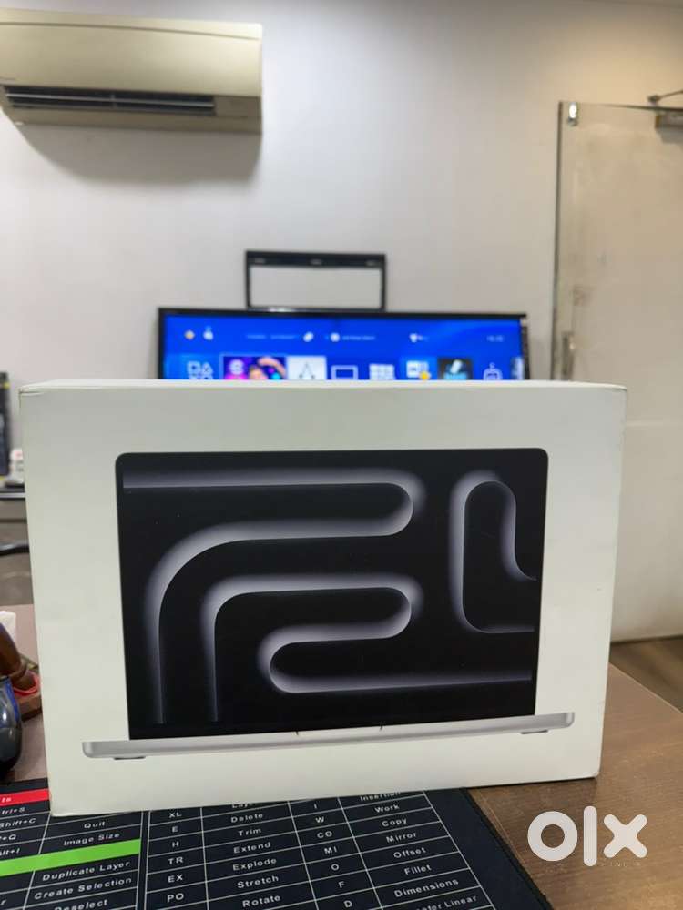 MacBook pro M5 chip 14inch