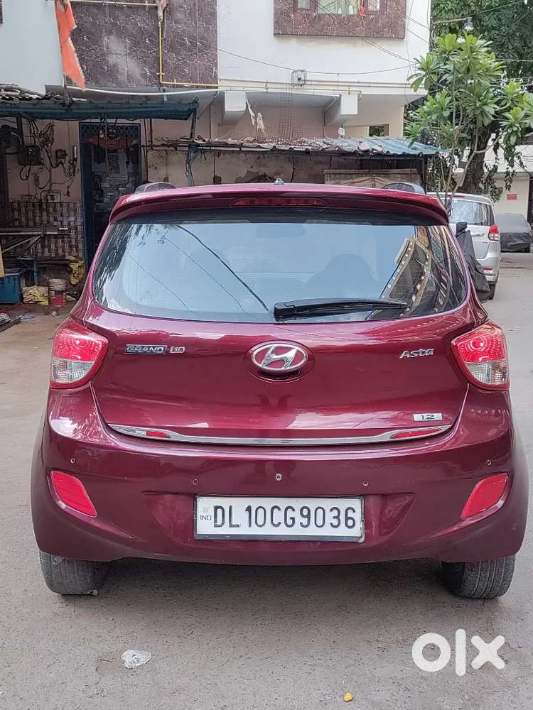 Hyundai Grand I10 2016,push Button Start, Cng On Paper 68000 Km Driven