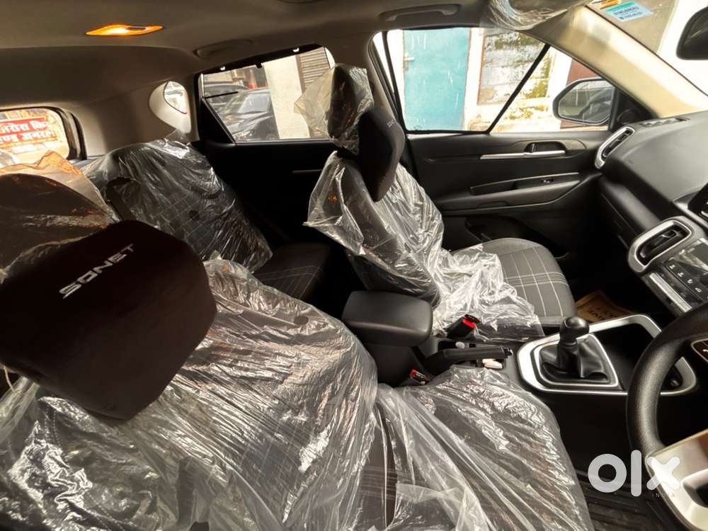 Kia Sonet Petrol 2024