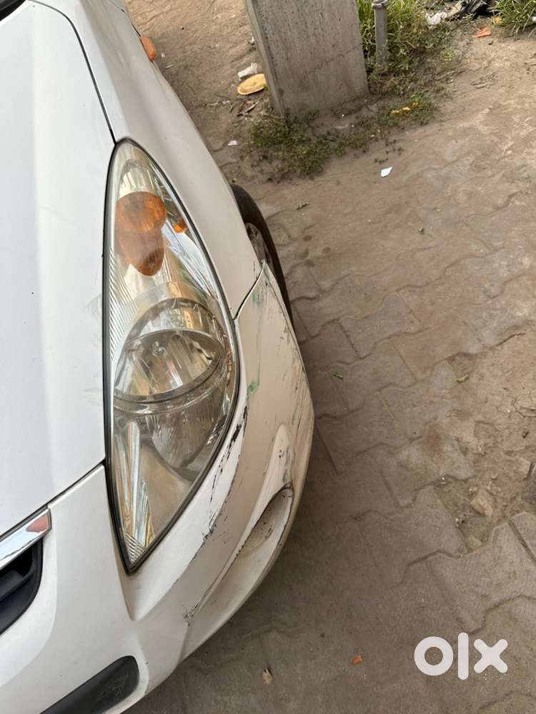 Hyundai I20 Asta Petrol 2011